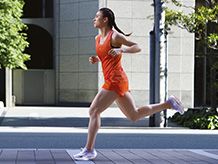 Shorts de antrenament pentru femei