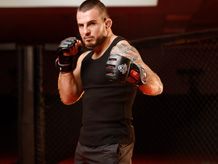 Îmbrăcăminte MMA