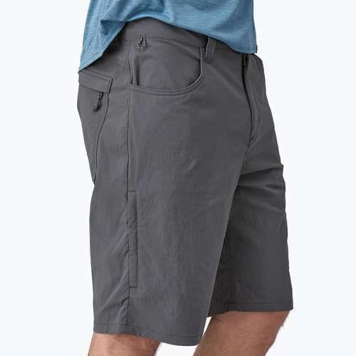 Pantaloni scurți de trekking pentru bărbați Patagonia Quandary forge grey