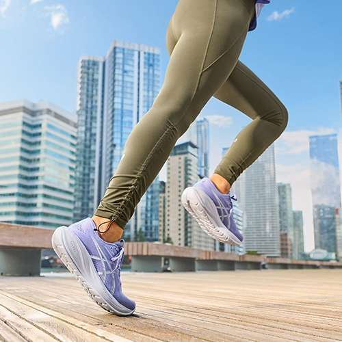 Încălțăminte de alergare pentru femei ASICS Gel-Cumulus 28 morganite/pearl pink