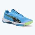 Încălțăminte de sporturi pentru interior pentru bărbați PUMA Solarstrike III luminous blue/club navy/fizzy apple