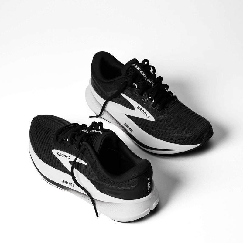 Încălțăminte de alergare pentru femei Brooks Revel Max black/grey/white 8
