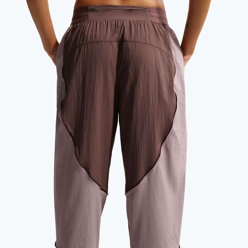 Pantaloni de alergare pentru femei Nike Swift UV Repel Mid-Rise tattoo/light violet ore 5