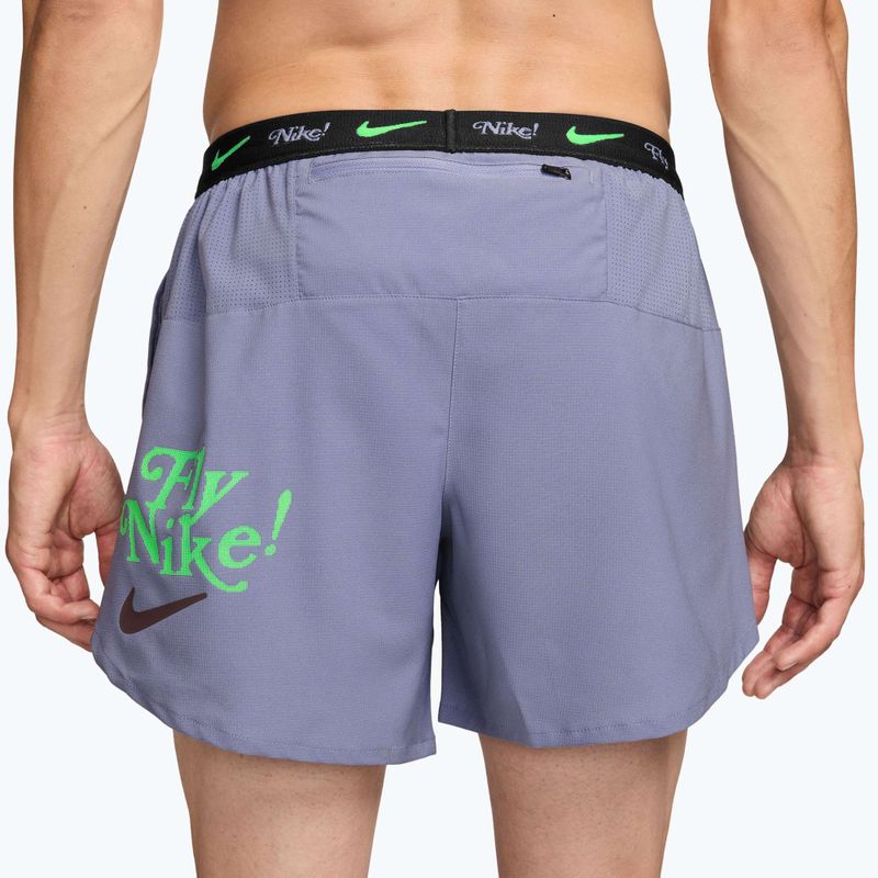 Pantaloni scurți de alergare pentru bărbați Nike Fly Nike Stride 5" iron purple/black 2