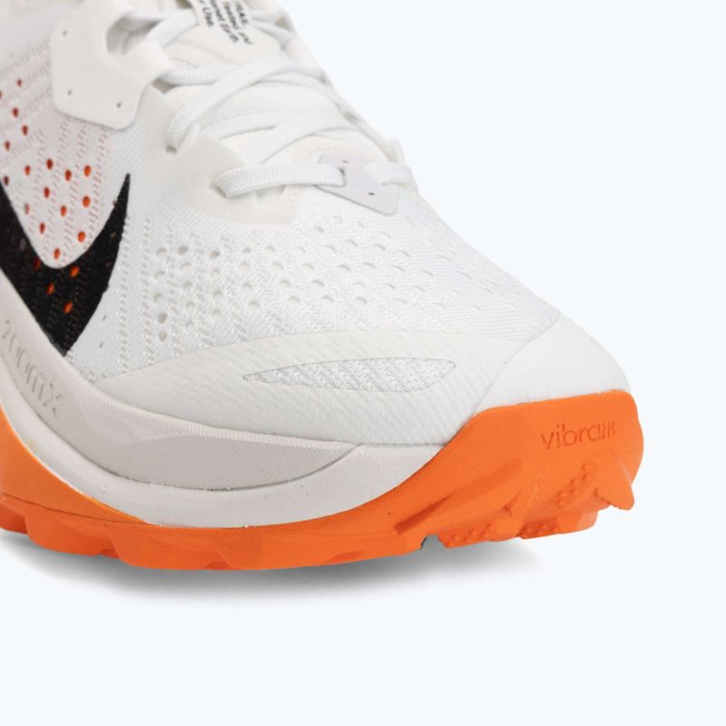 Încălțăminte de alergare pentru femei Nike ACG Zegama summit white/phantom/safety orange/black 7