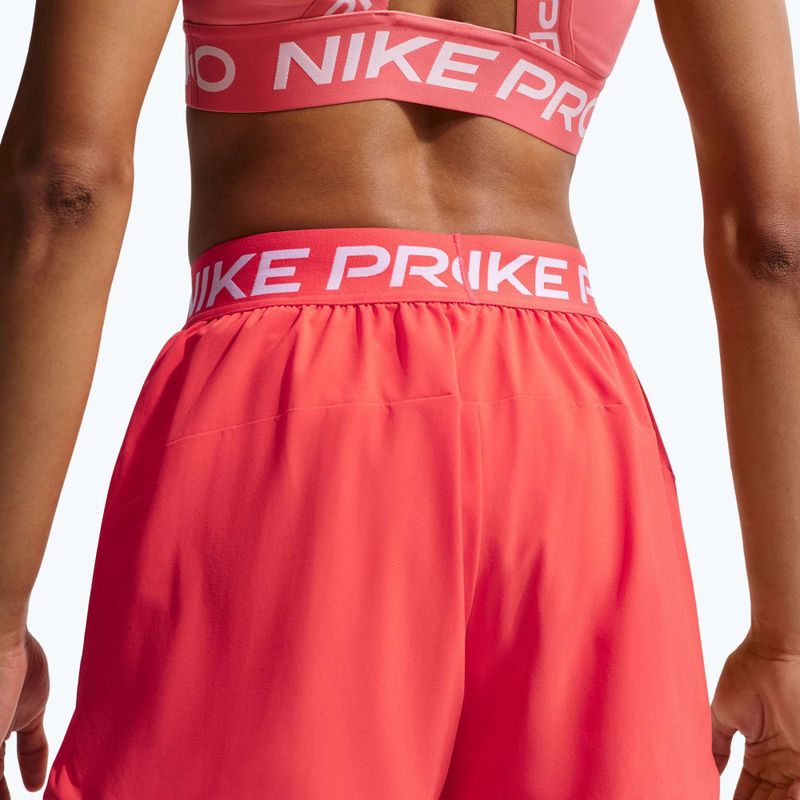 Pantaloni scurți de antrenament pentru femei Nike Pro 2in1 light crimson/white 6
