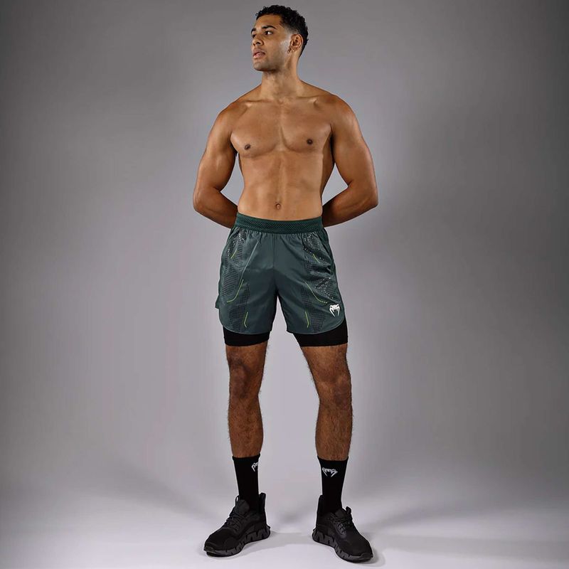 Pantaloni scurți de antrenament pentru bărbați Venum Technical 3.0 Training forest green 2