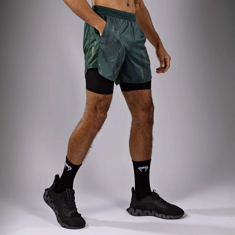 Pantaloni scurți de antrenament pentru bărbați Venum Technical 3.0 Training forest green 4
