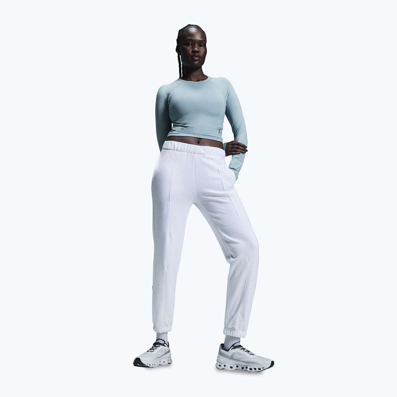 Pantaloni pentru femei On Club white 4