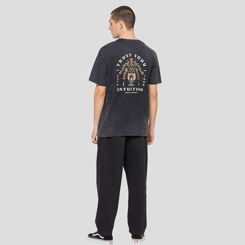 Tricou pentru bărbați Kaotiko Washed Trust Your Intuition black 4